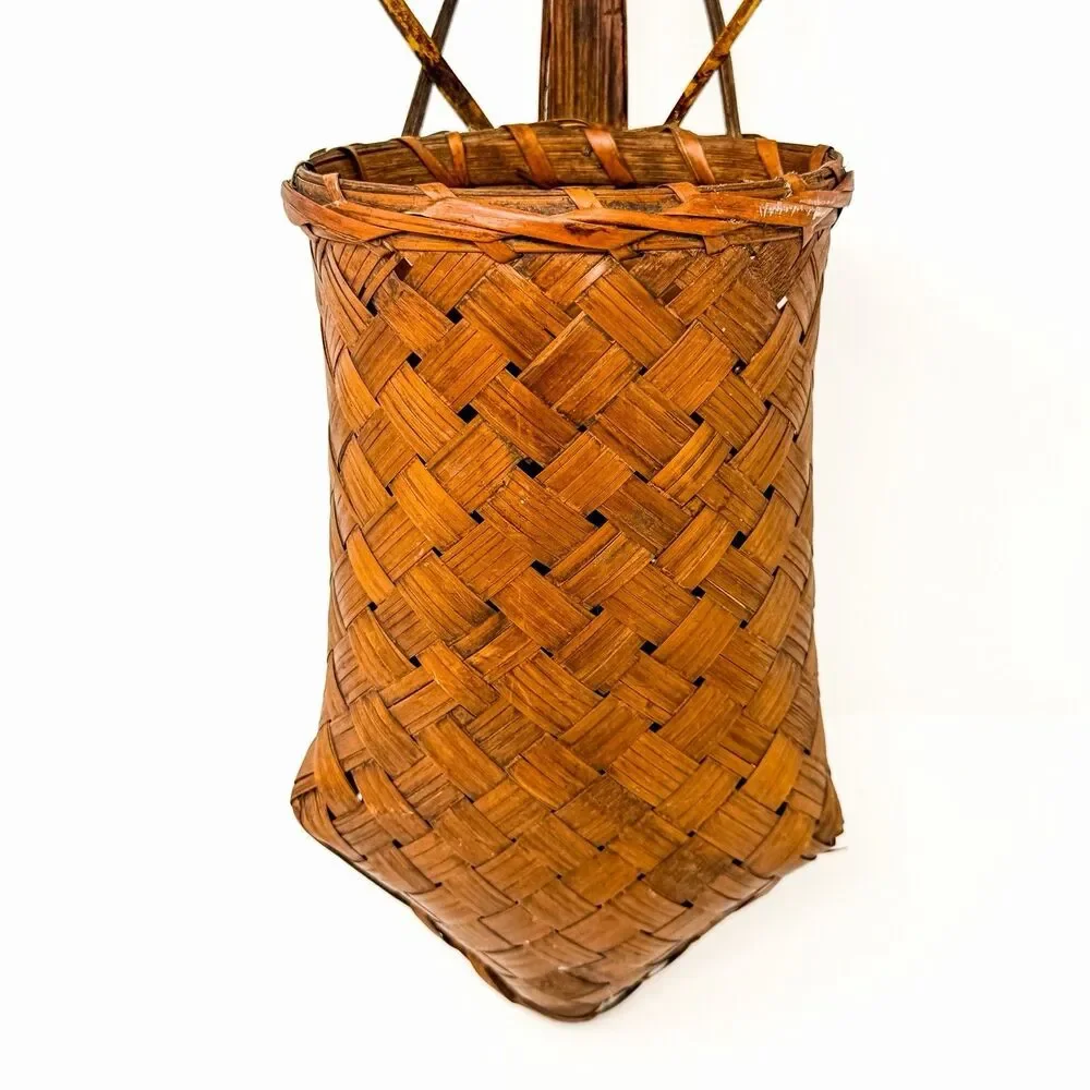 Vintage Primitive Woven Splint Wall Basket Rustic Folk Art Hanging Storage Decor